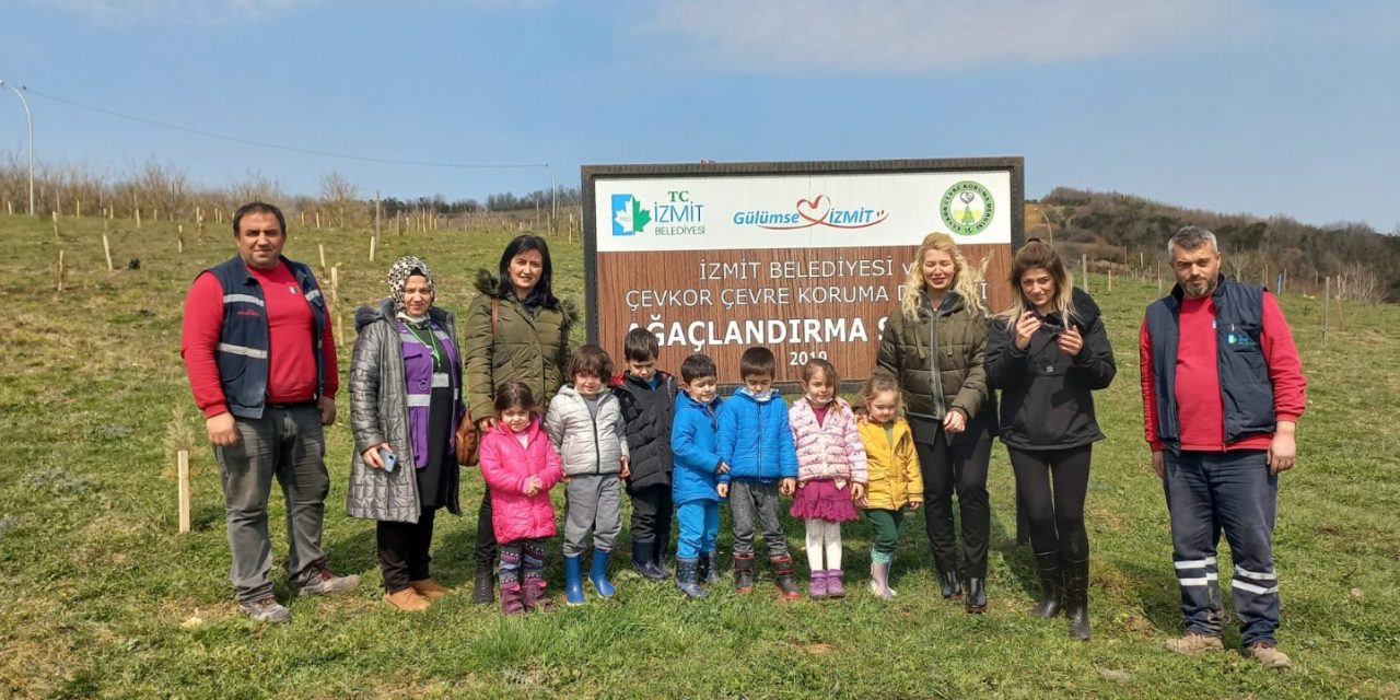 İZMİT BELEDİYESİ MİNİK ÖĞRENCİLERİ DOĞAYLA BULUŞTURDU