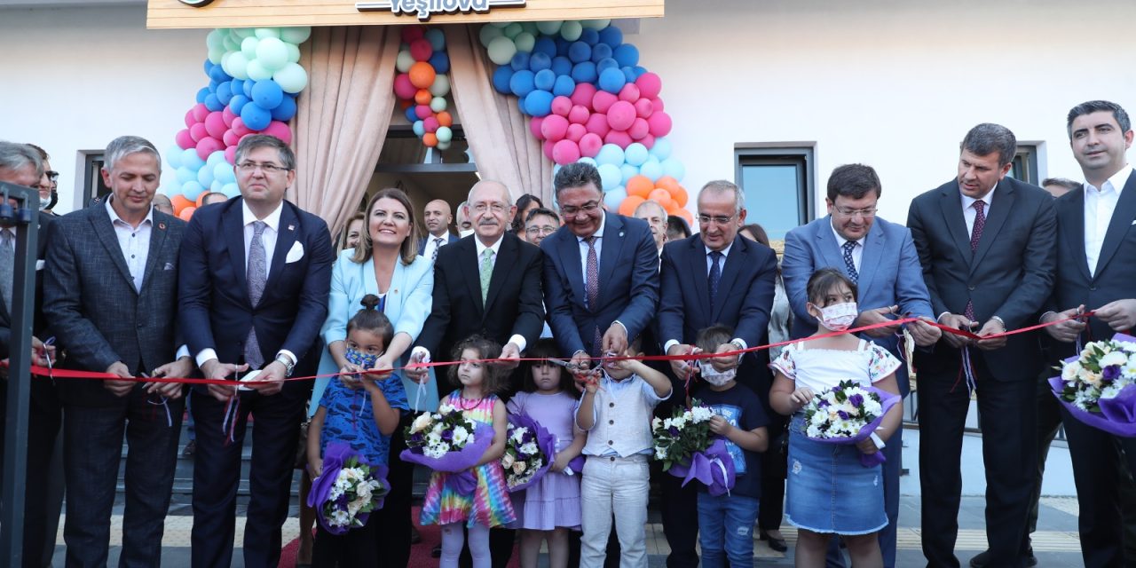 BİZ ÇOCUKLARA KREŞ, YUVA YAPARKEN, SİZ VAR OLAN YUVALARINI YIKTINIZ