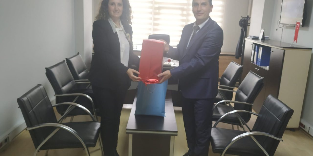 İZMİT BELEDİYESİNDEN, SUÇ ÖNLEME VE SORUŞTURMA BÜRO AMİRLİĞİ’NE YENİ YERİNDE ZİYARET
