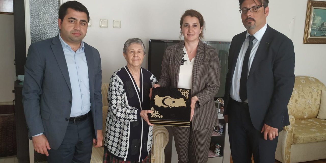 İZMİT BELEDİYESİ’NDEN HAVA ŞEHİTLERİNİ ANMA GÜNÜ’NDE ANLAMLI ZİYARET