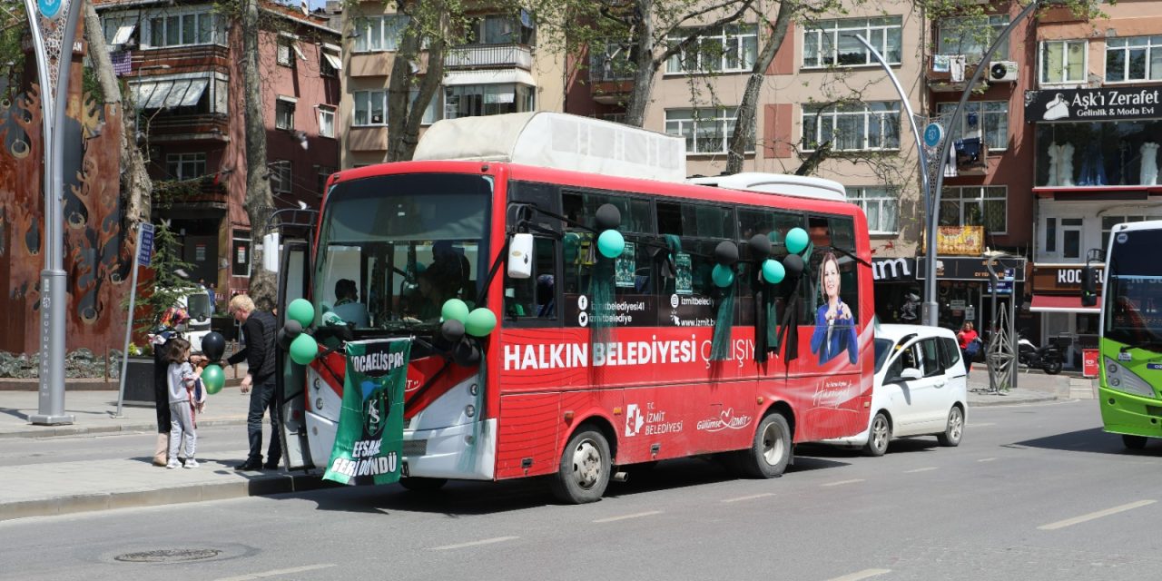 BUGÜN BÜTÜN ÇOCUKLAR YEŞİL-SİYAH!