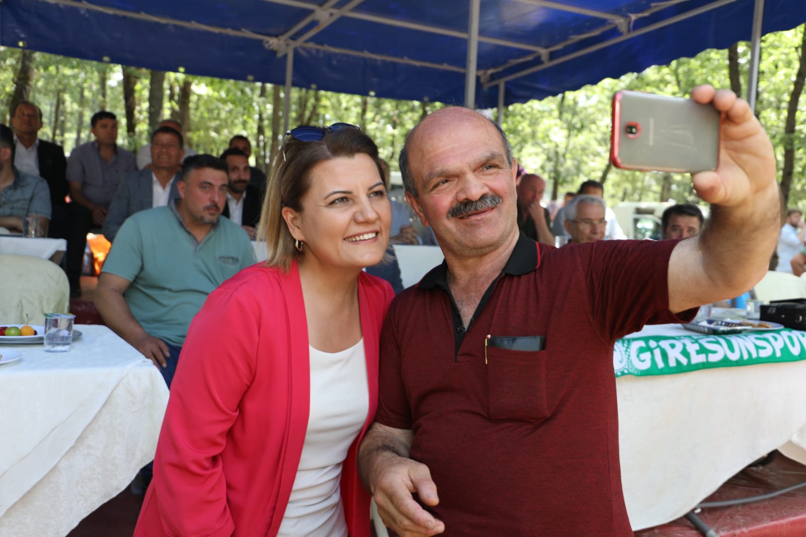 Başkan Hürriyet Giresunluları geleneksel şenlikte yalnız bırakmadı (4)