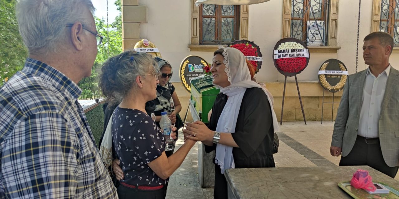 BAŞKAN HÜRRİYET, ÖZALTAY AİLESİNE BAŞSAĞLIĞI DİLEDİ