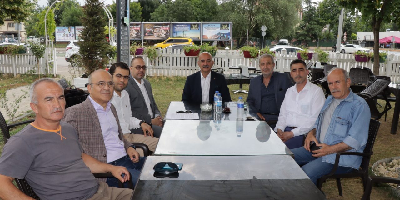 İZMİT KENT KONSEYİNDEN KURBAN HATIRLATMASI: “GIDA BANKASI VE AŞEVİ’NE BAĞIŞ YAPILABİLECEK”