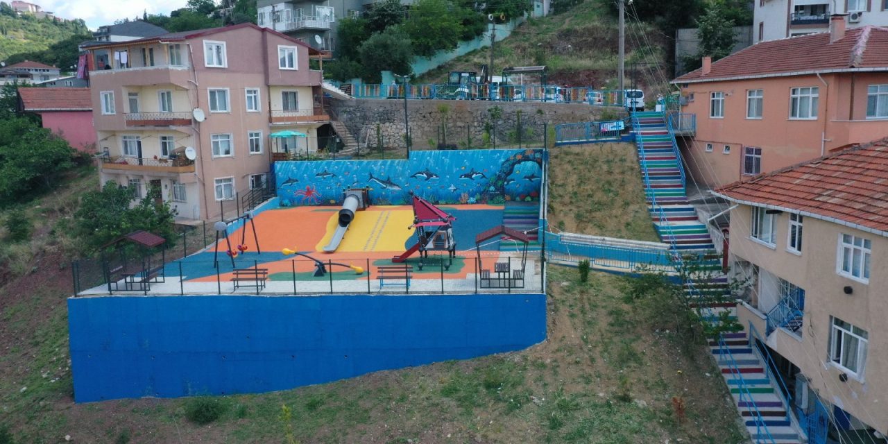 SILA SOKAK’IN ÇOCUKLARI PARKLARINA KAVUŞUYOR!