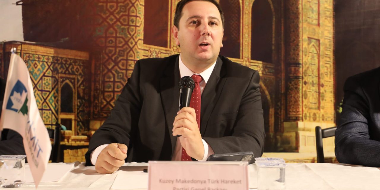 KUZEY MAKEDONYA TÜRK HAREKET PARTİSİ GENEL BAŞKANI ENES İBRAHİM TÜRK DÜNYASININ 31. YILI SEMPOZYUMUNDA