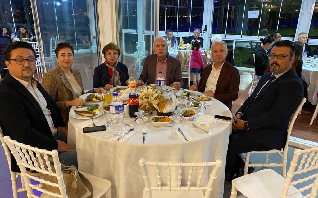 İZMİT BELEDİYESİ, KOCAELİ EYNESİLLİLER DERNEĞİNİ YALNIZ BIRAKMADI
