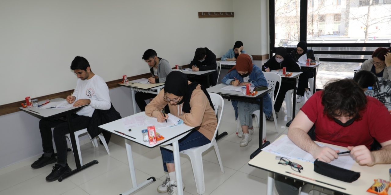 ÇINAR AKADEMİ’DE ARA TATİL BİTİYOR, DERSLER BAŞLIYOR