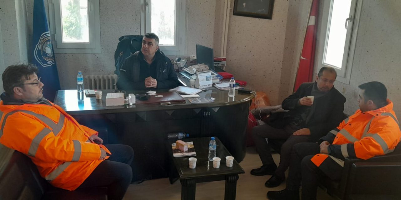 İZMİT BELEDİYESİ KOORDİNATÖRLERİ OZAN AKSU VE HAKAN YALÇIN, HATAY DEFNE BELEDİYESİNİ ZİYARET ETTİ