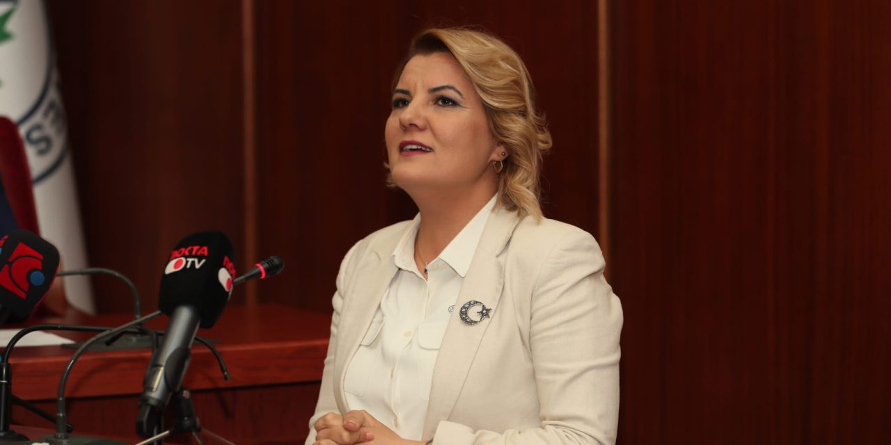 BAŞKAN HÜRRİYET: KÜLTÜR VE SANATA DAİR PROJELERİMİZLE SANATIN VE SANATÇININ YANINDA OLDUK