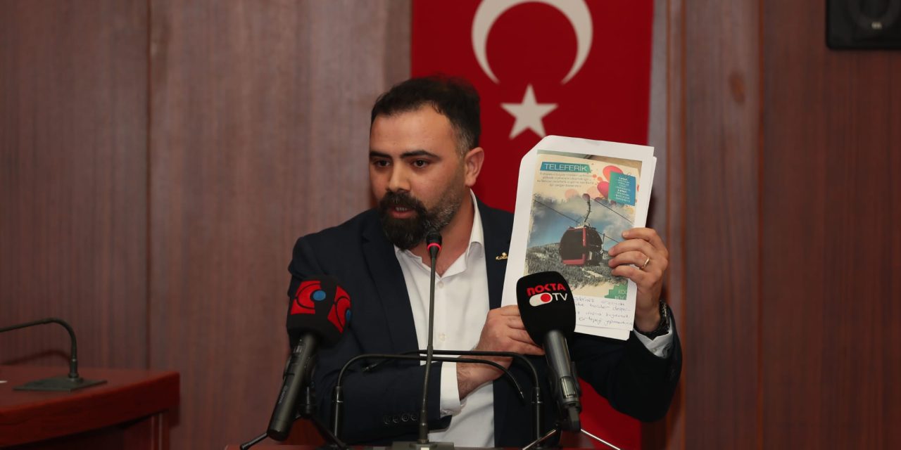 DEVRİM BAL, “SİZ İNSANLARA UMUT SATTINIZ. BİZ İNSANA DÖNÜK PROJELER ORTAYA KOYUYORUZ”
