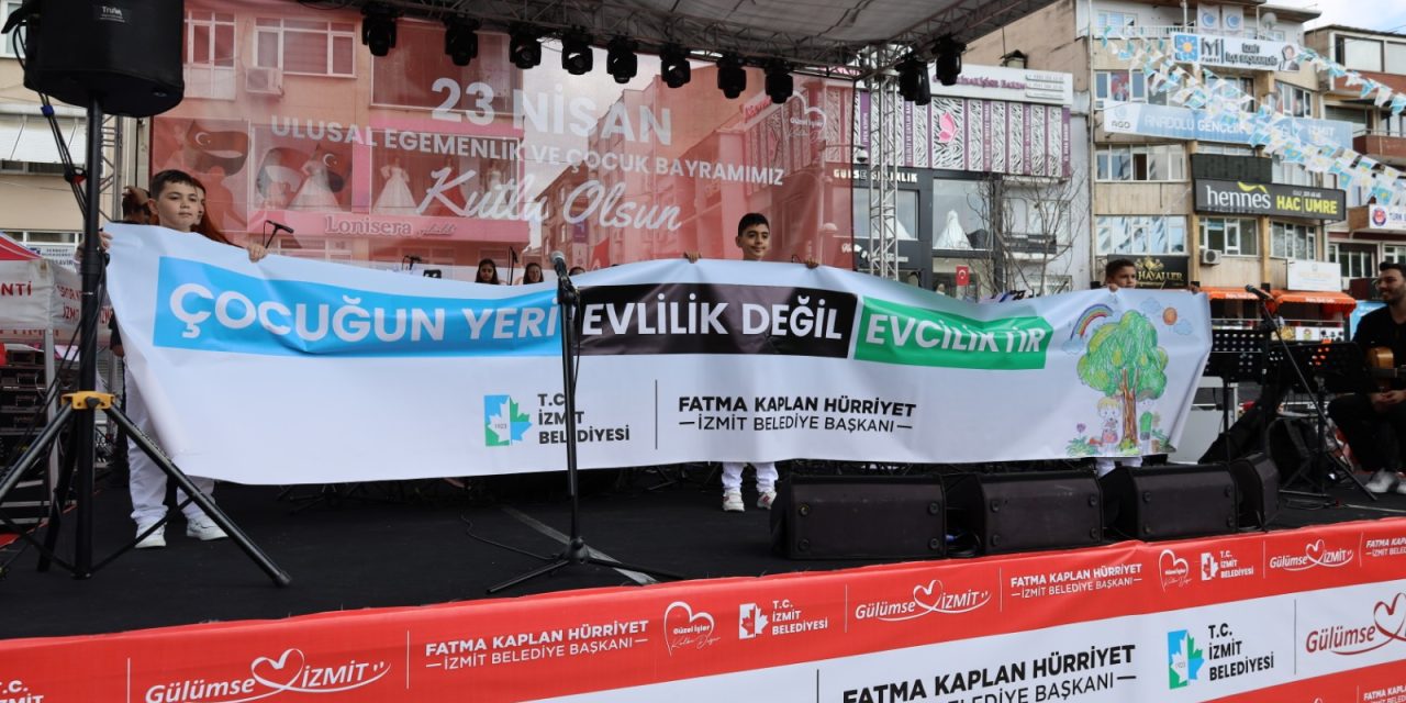 ÇINAR ÇOCUK EVİNİN MİNİKLERİNDEN ANLAMLI MESAJ