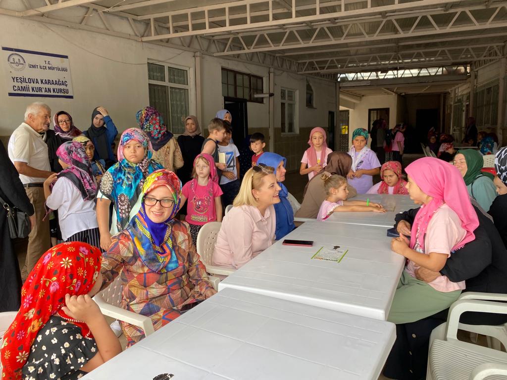 Yaz Kur'an kursuna giden çocuklardan Baskan Hürriyet'e büyük sevgi (6)