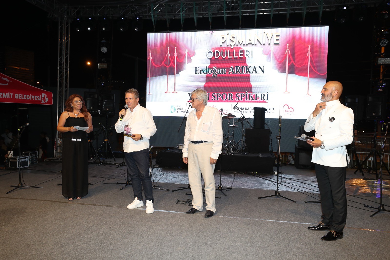 Altın Pişmaniye ödülleri sahiplerini buldu (1)