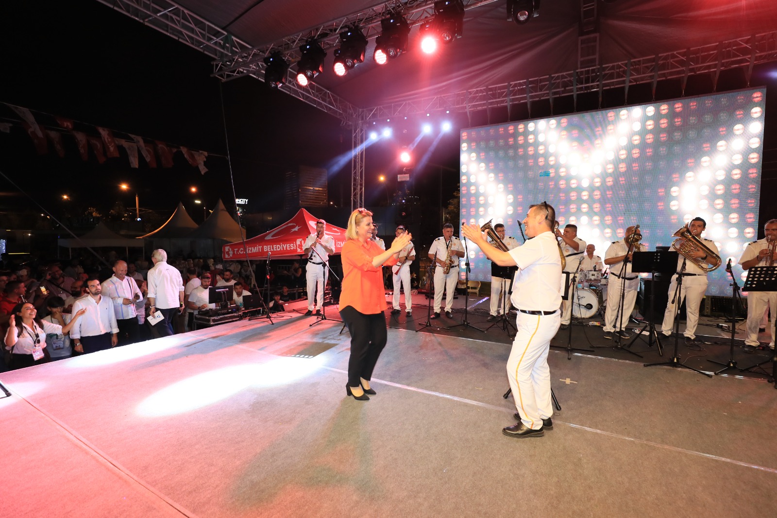 _En Tatli Festivalin_ gala gecesi gerçeklesti (2)
