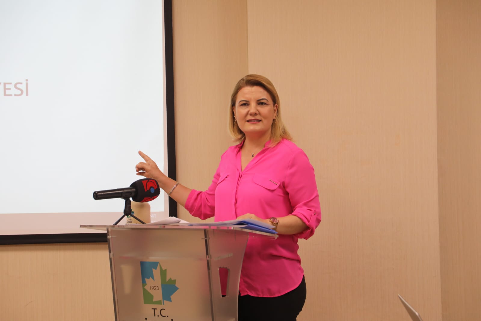 İzmit Belediye Başkanı Fatma Kaplan Hürriyet
