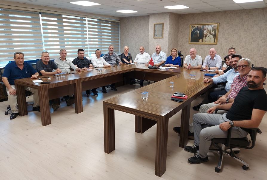 Izmit Belediyesi Isçilerine Yüzde 22 Zam (3)