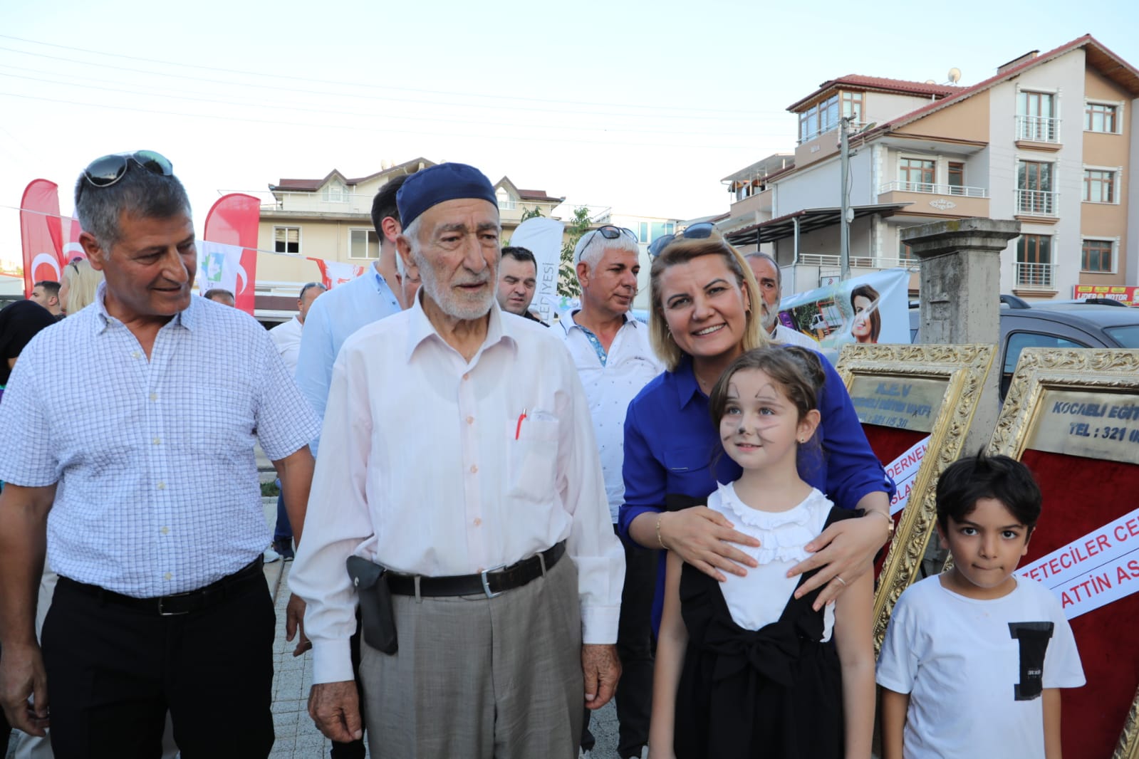 Izmit Belediyesinden Ersin Alpaslan'a vefa (14)