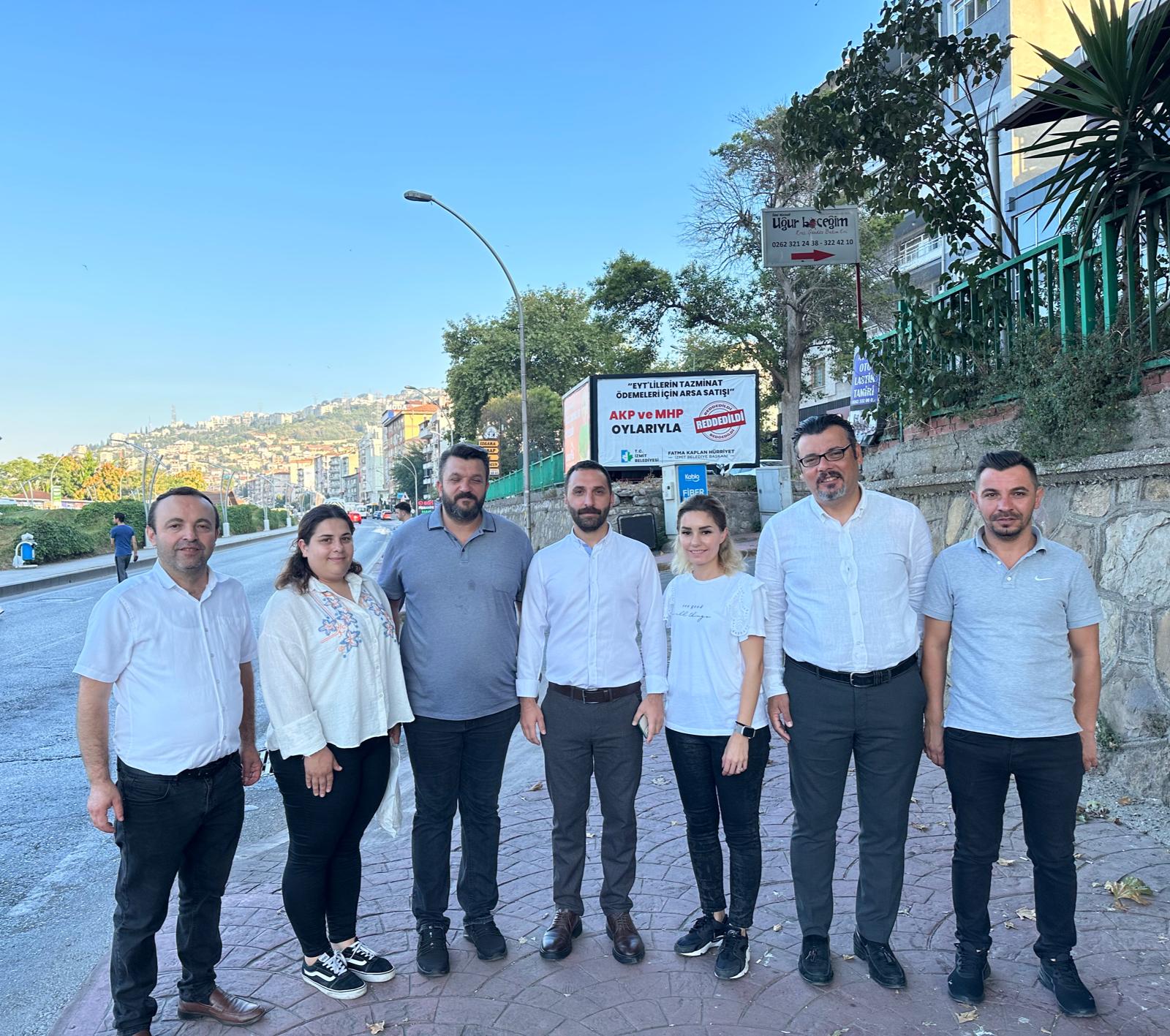 İzmit Belediyesi’nden emekçilerin yüzünü güldüren ikram (1)