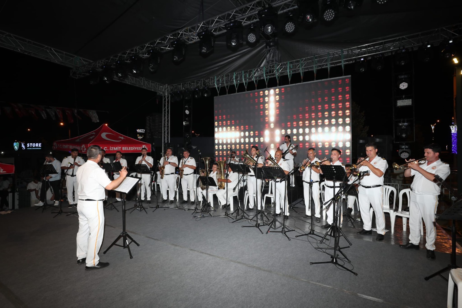 Pişmaniye festivalinde bando grup performansları izleyenleri büyüledi (4)