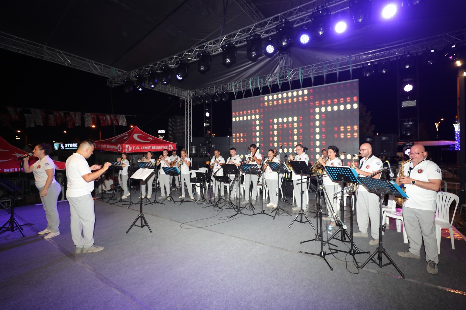 Pişmaniye festivalinde bando grup performansları izleyenleri büyüledi (9)