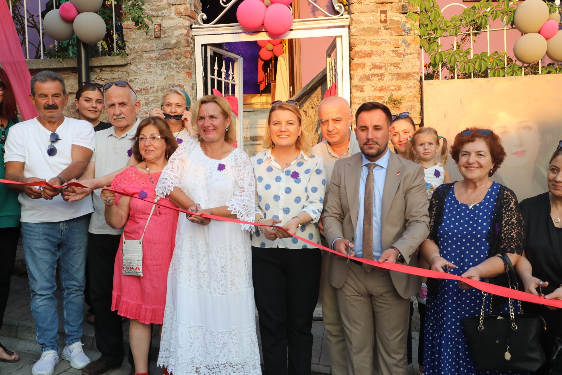 Zübeyde Hanim Konagi Kadin Yasam Merkezi hizmete açildi (14)