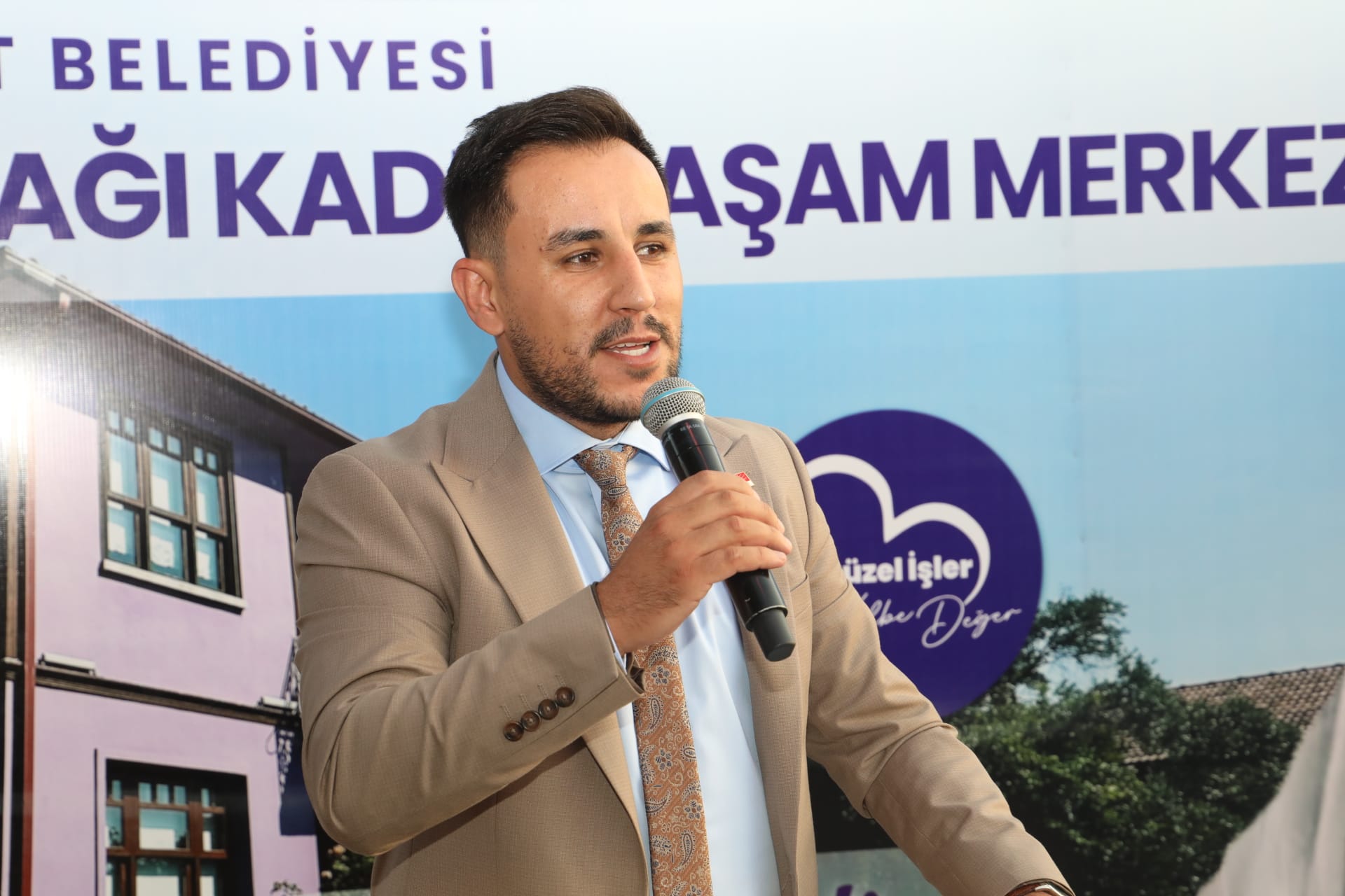 Zübeyde Hanim Konagi Kadin Yasam Merkezi hizmete açildi (2)