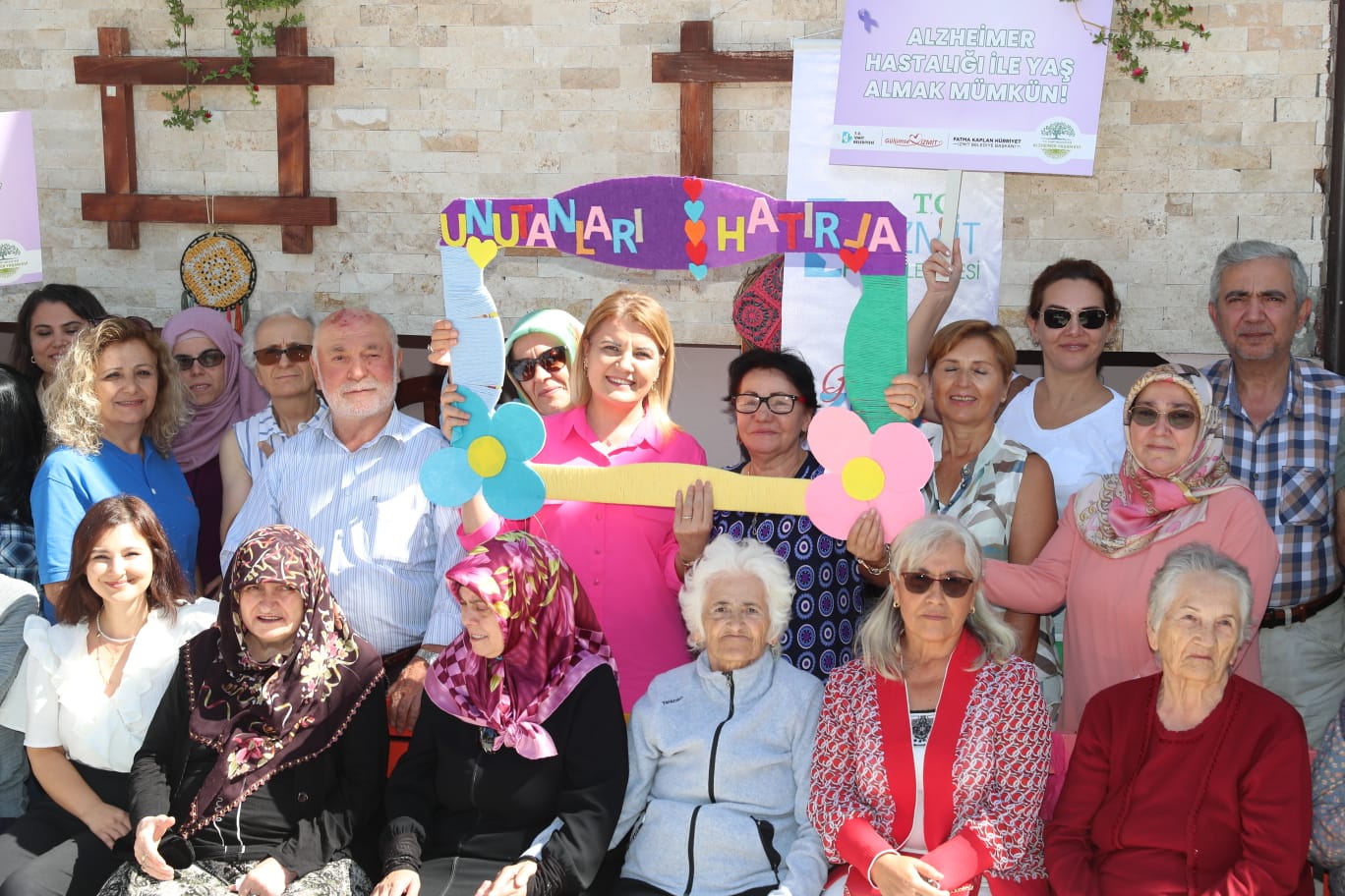 Alzheimer Yaşam Evimizde hastalık değil sevgi hüküm sürüyor (11)