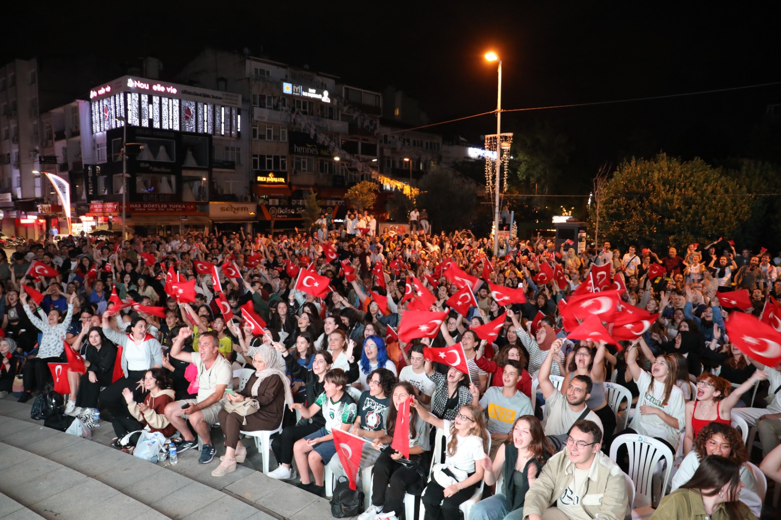 Filenin Sultanlarının Avrupa Şampiyonluğu İzmit’te coşkuyla kutlandı (9)