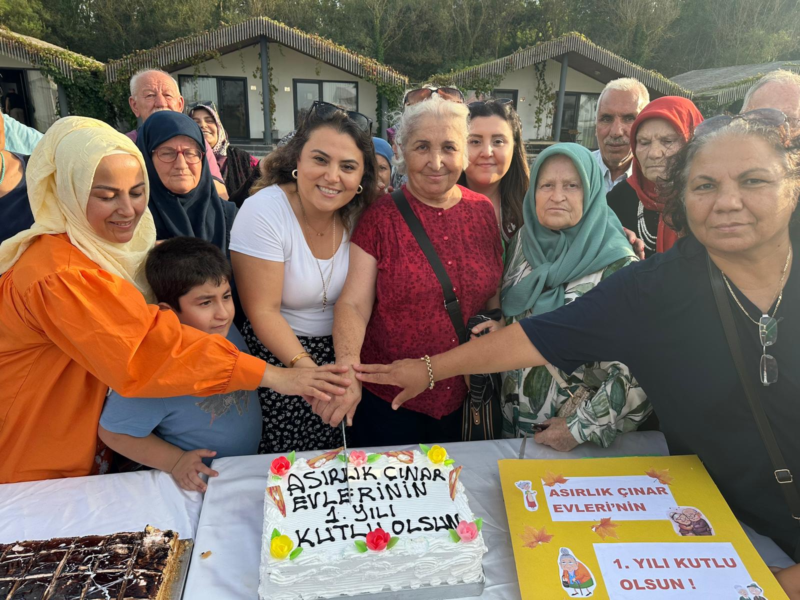 İzmit Belediyesi Asırlık Çınar Evleri 1 yaşında! (7)