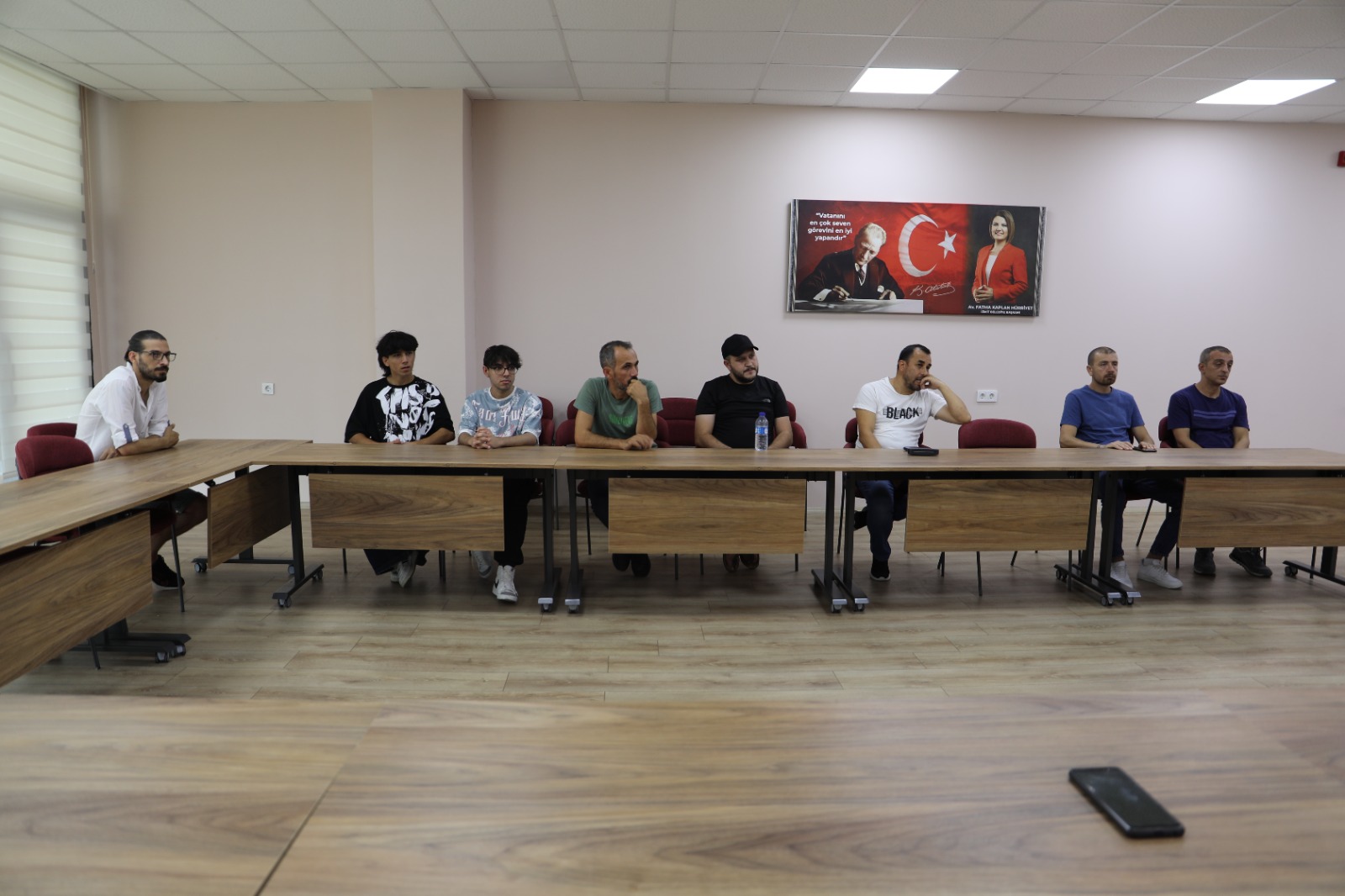 İzmit Belediyesi işveren ve iş arayan vatandaşları buluşturmaya devam ediyor (1)