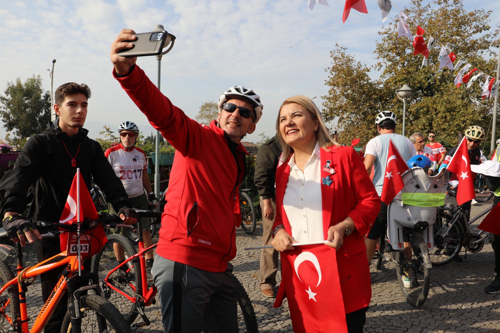 100. Yil Cumhuriyet Bisiklet Korteji renkli görüntülere sahne oldu (8)