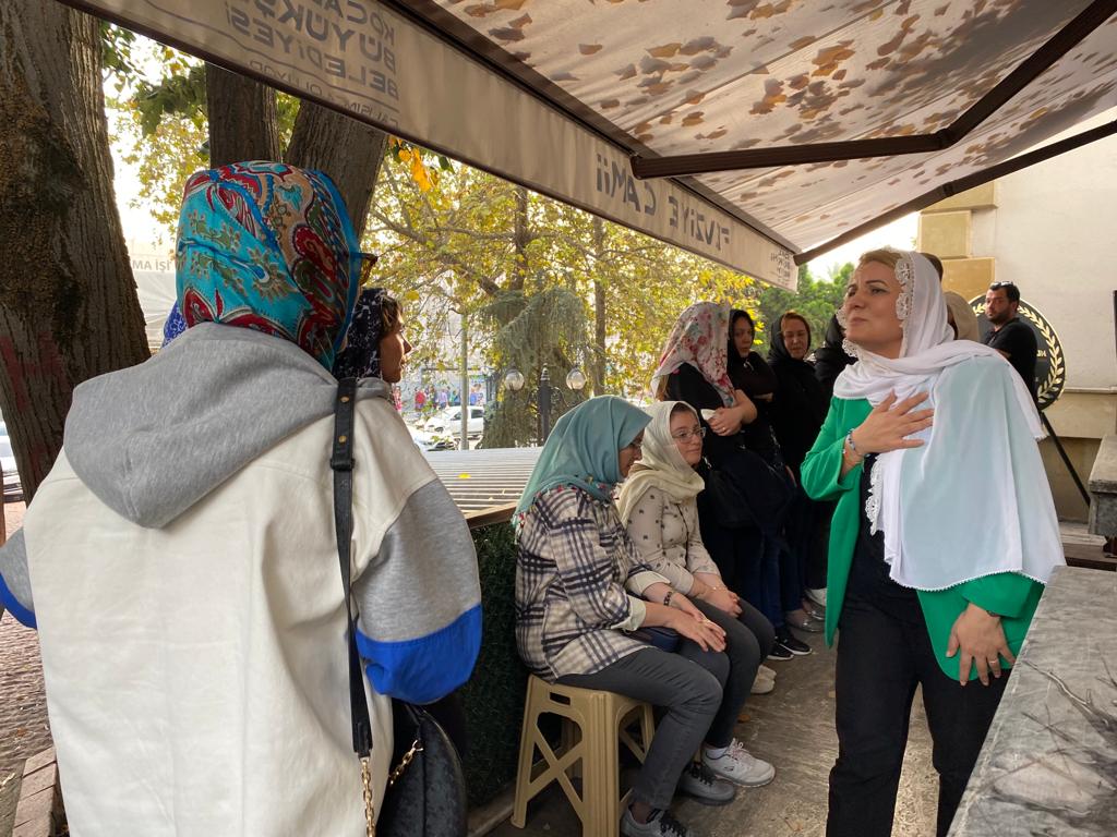 Başkan Hürriyet Uçar ailesini acı gününde yalnız bırakmadı (1)