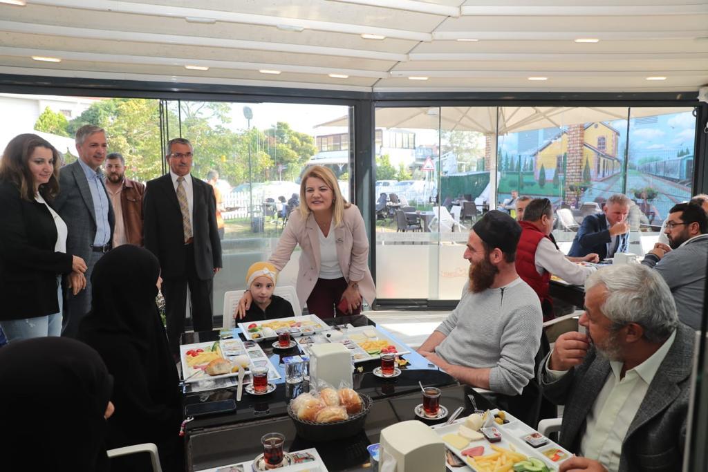 Baskan Hürriyet, din görevlileriyle bir araya geldi (1)