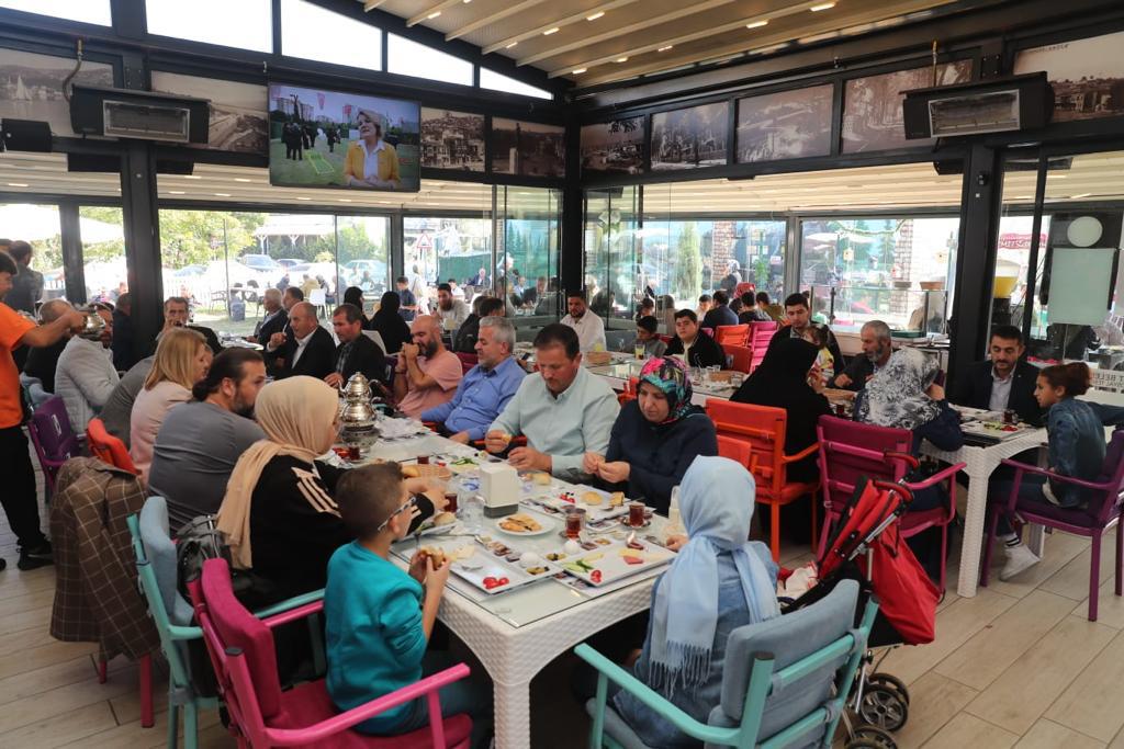 Baskan Hürriyet, din görevlileriyle bir araya geldi (5)