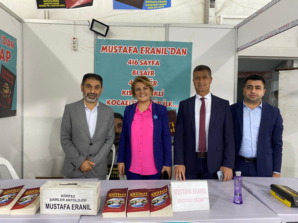Başkan Hürriyet kitap fuarı ziyaret (10)