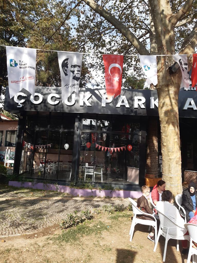 Gülümse Kafeler 100. Yılı coşkuyla karşıladı (1)