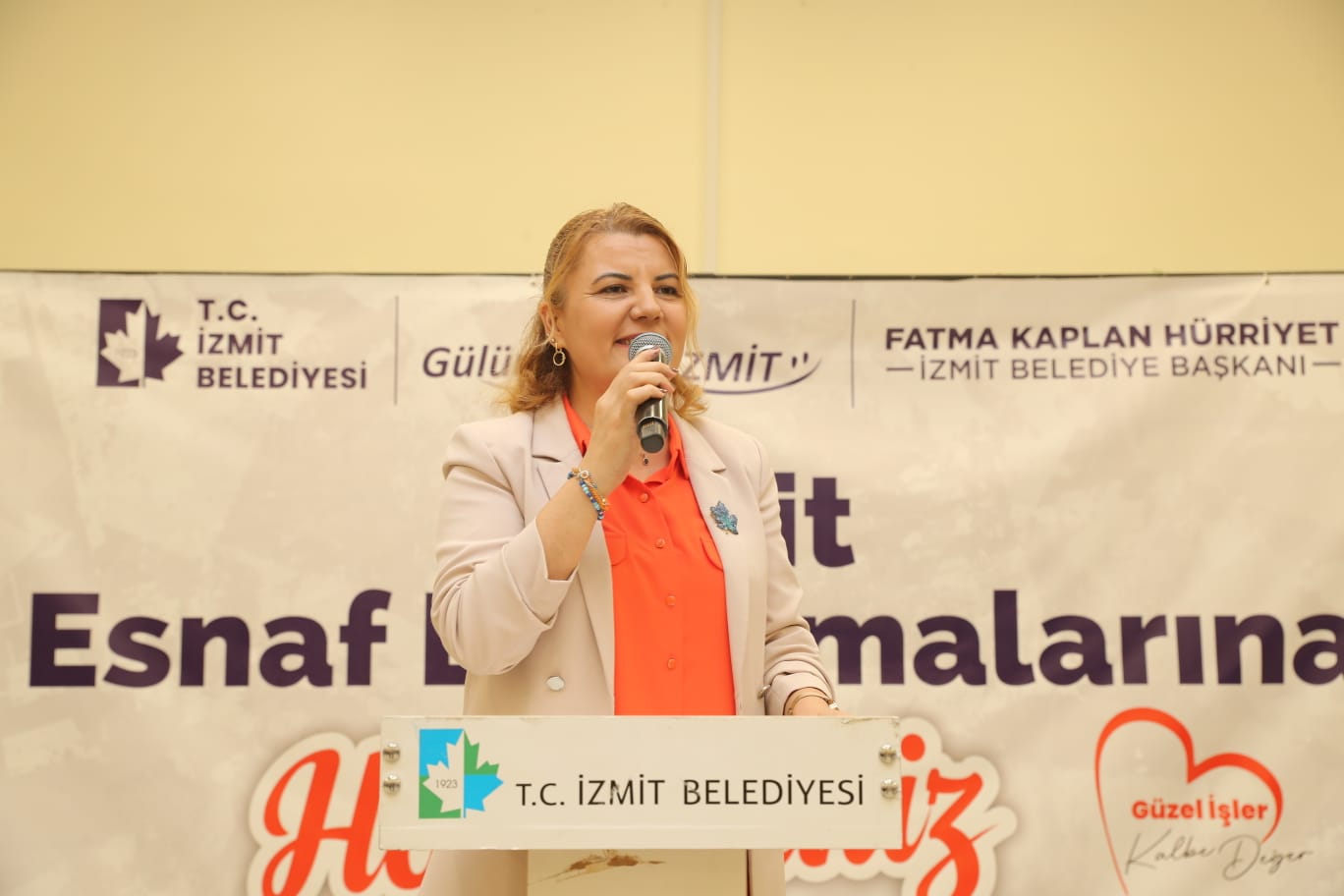İzmit Belediye Başkanı Fatma Kaplan Hürriyet
