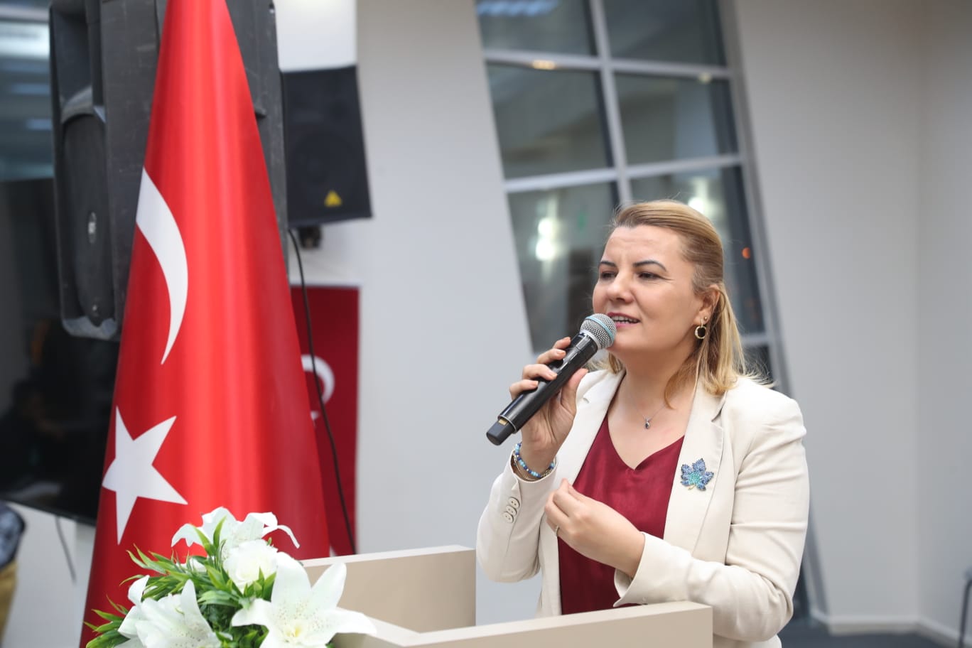 İzmit Belediye Başkanı Fatma Kaplan Hürriyet