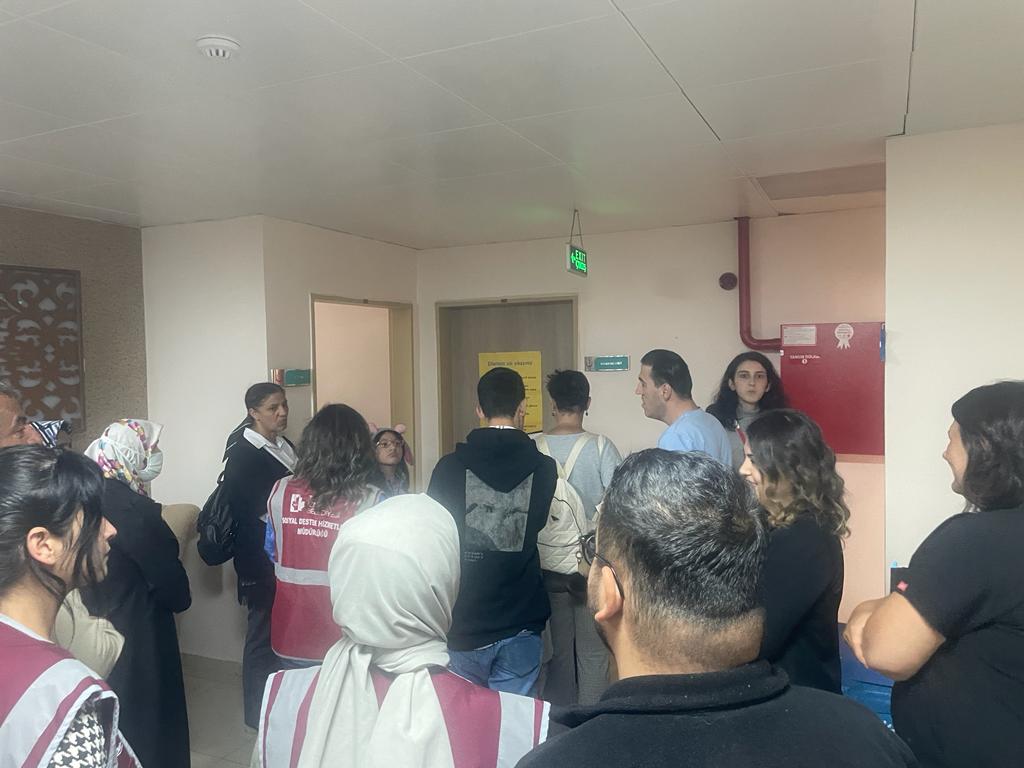 İzmit Belediyesi, Halıdere Toplum Ruh Sağlığı Merkezini ziyaret etti (1)