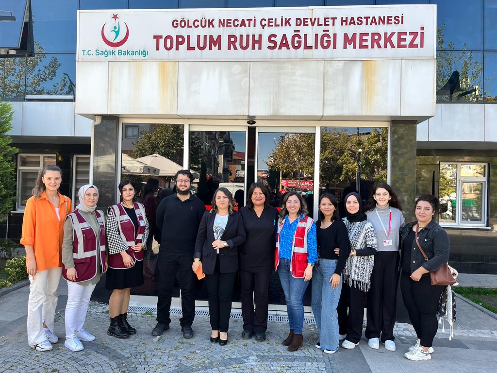 İzmit Belediyesi, Halıdere Toplum Ruh Sağlığı Merkezini ziyaret etti (7)