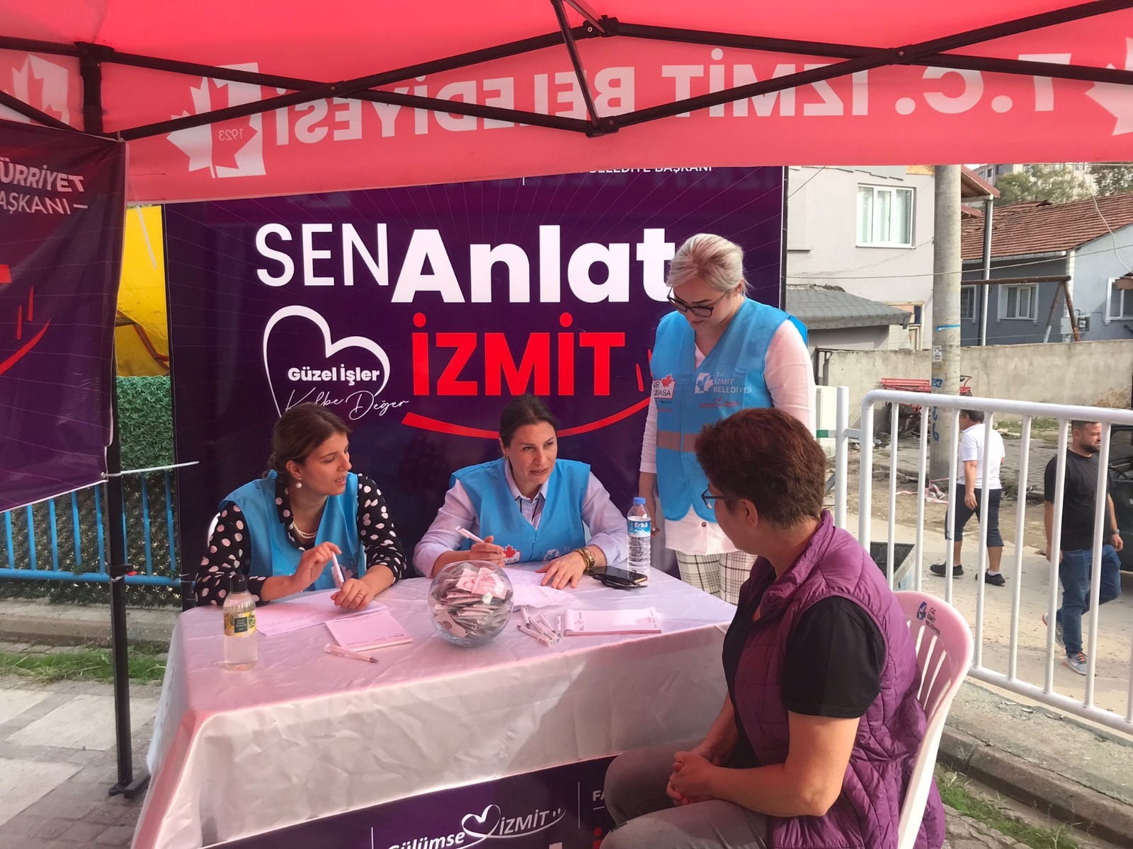 İzmit Belediyesi Halk Günlerinde Serdar Mahallesini dinledi (7)