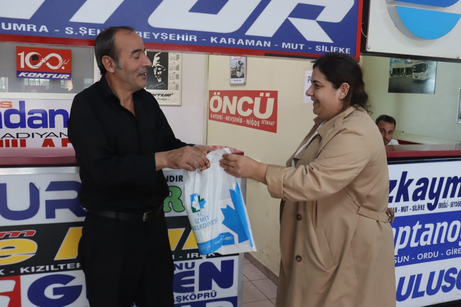 İzmit Belediyesi birebir ziyaretlerle, esnafın fikirlerini almaya devam ediyor (3)