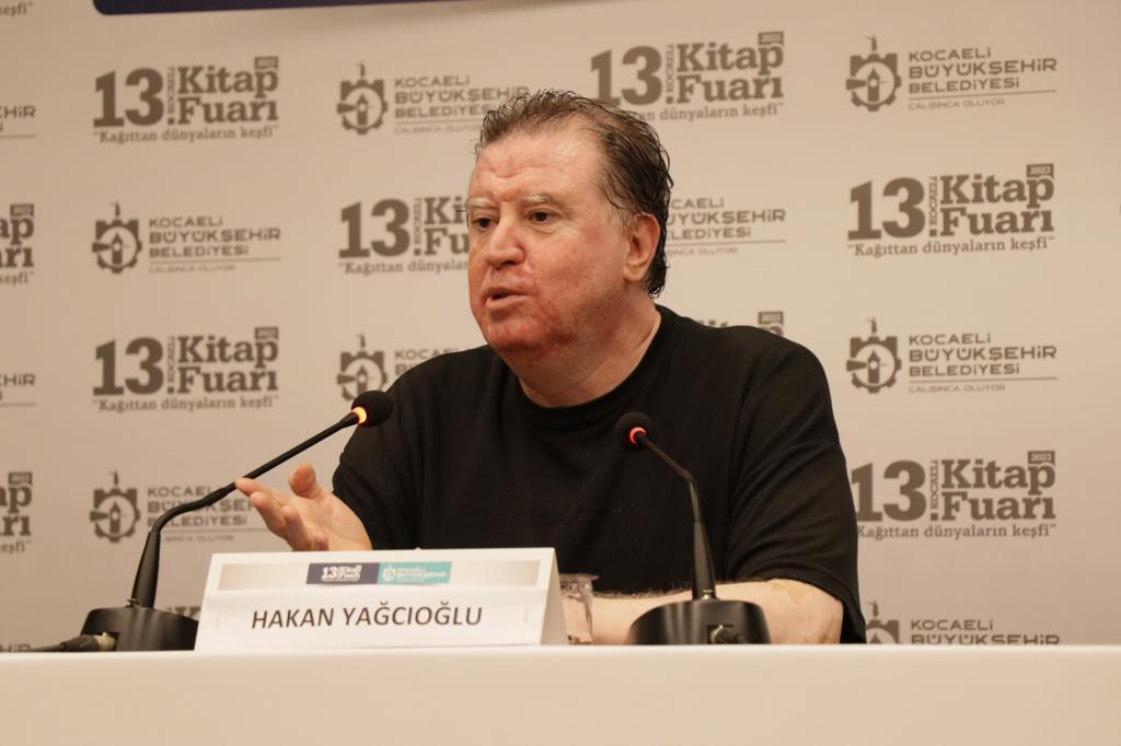 İzmit Belediyesi gazeteci Hakan Yağcıoğlu’nu söyleşide yalnız bırakmadı (3)