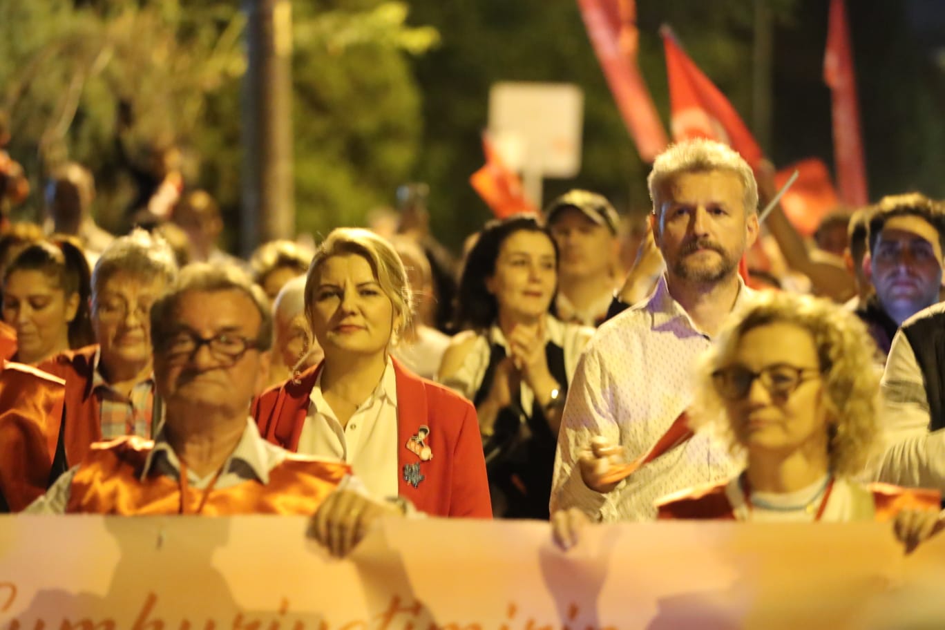 Izmit Belediyesi ve ADDden muhtesem 100. yil korteji (9)