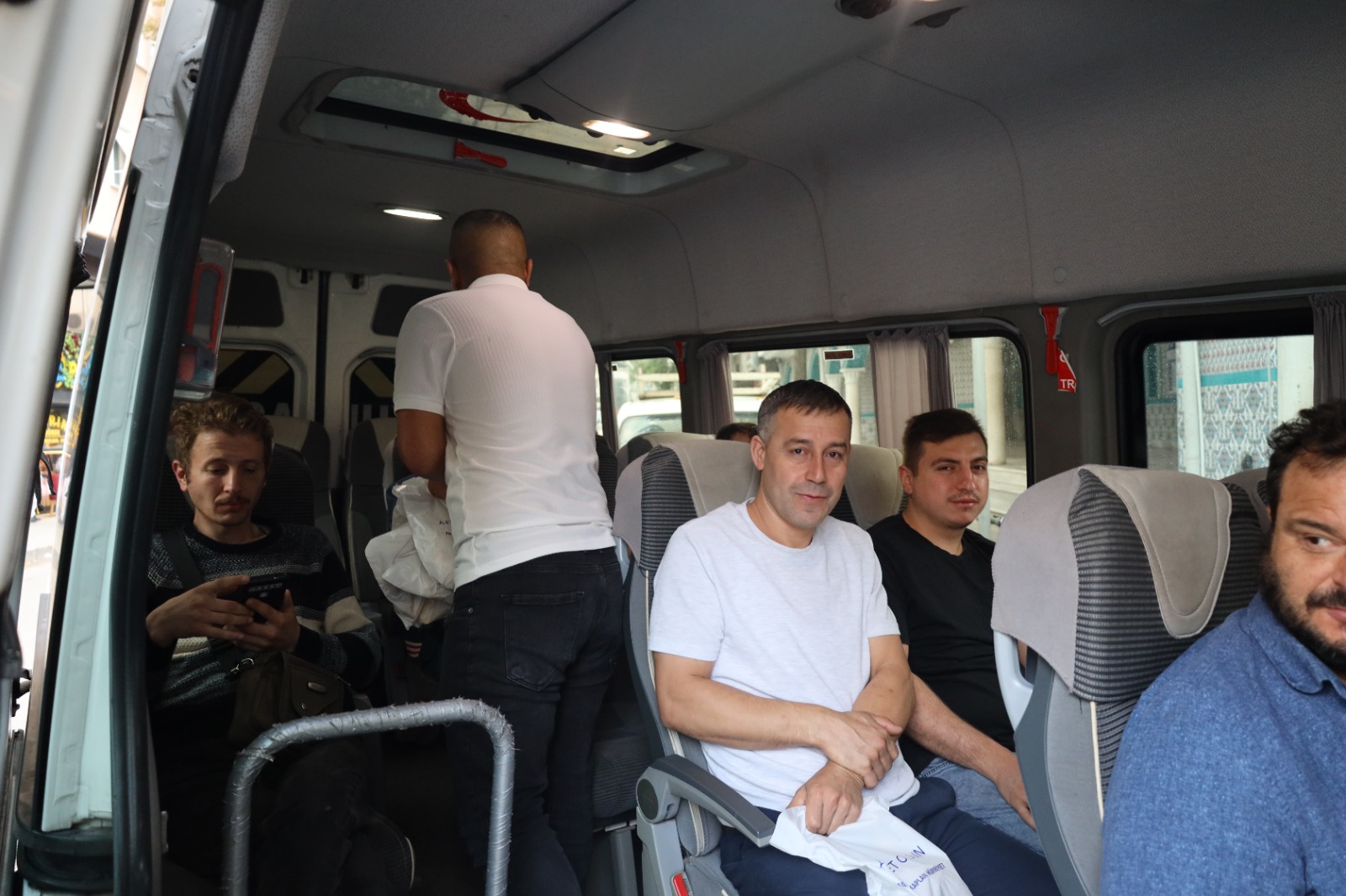 İzmit Belediyesi’nden emekçilerin yüzünü güldüren ikram (2)