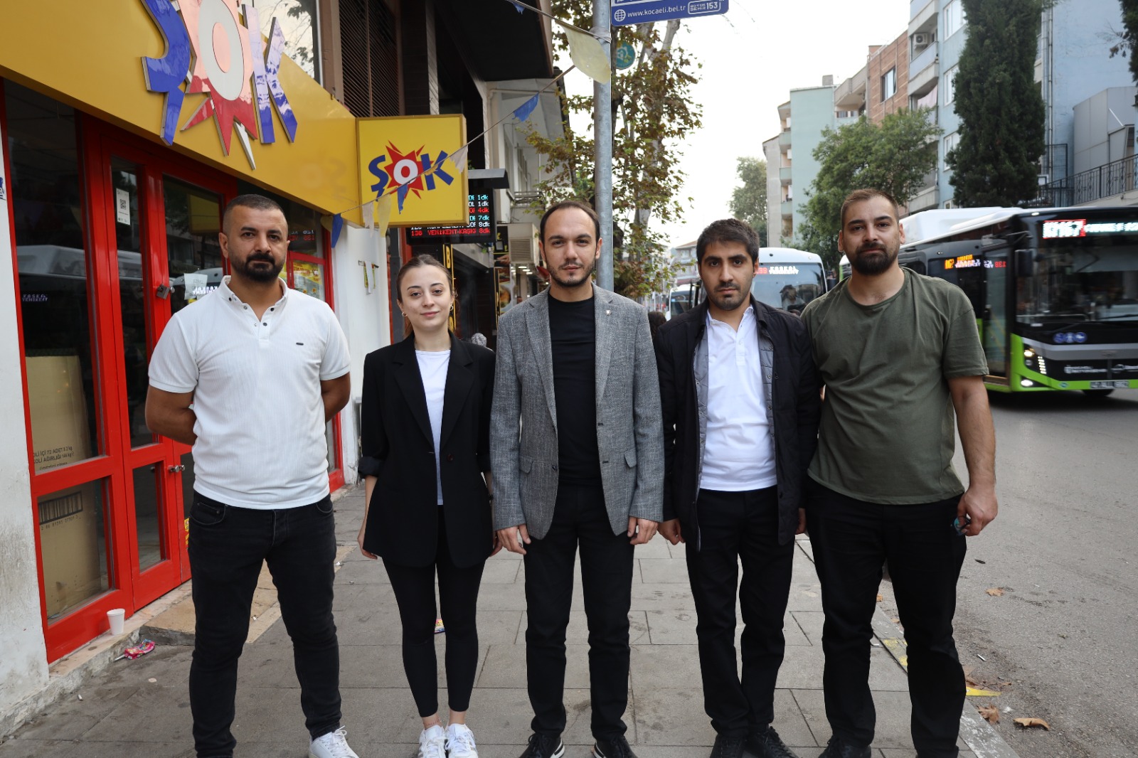 İzmit Belediyesi’nden emekçilerin yüzünü güldüren ikram (3)