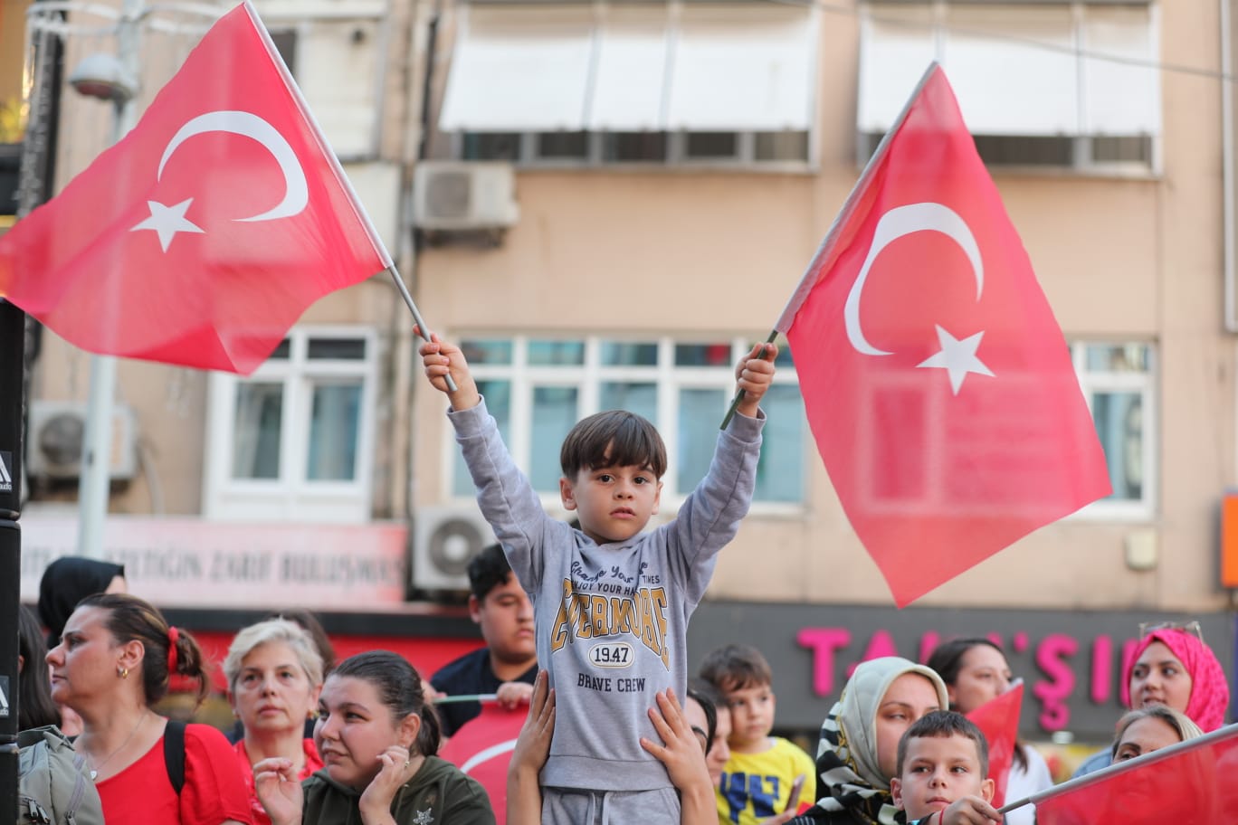 Izmit Belediyesinin vals gösterisi begeni topladi (12)