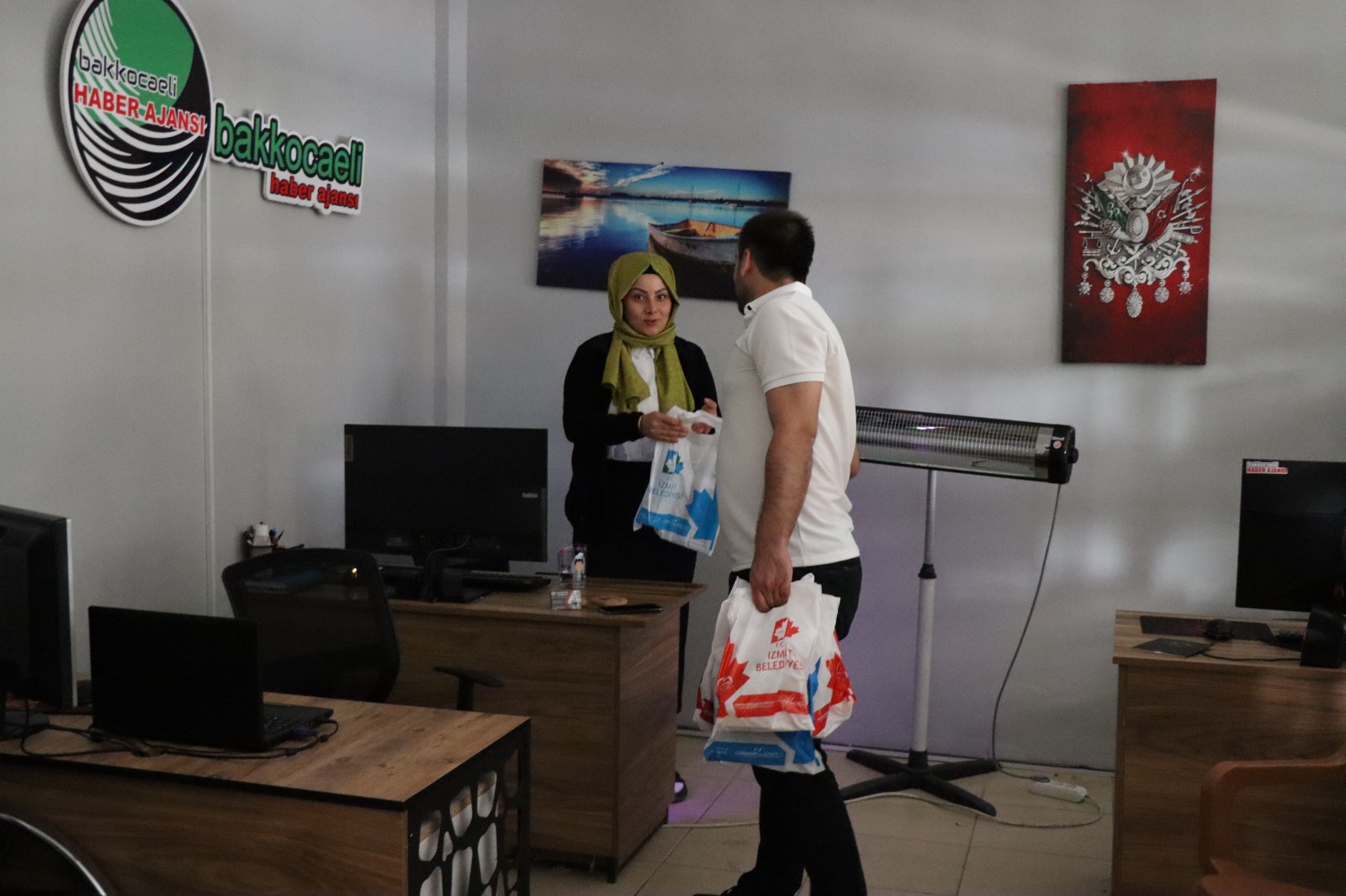 İzmit Çınar Ekibi, esnaf ziyaretlerine Yeşilova’da devam etti (3)