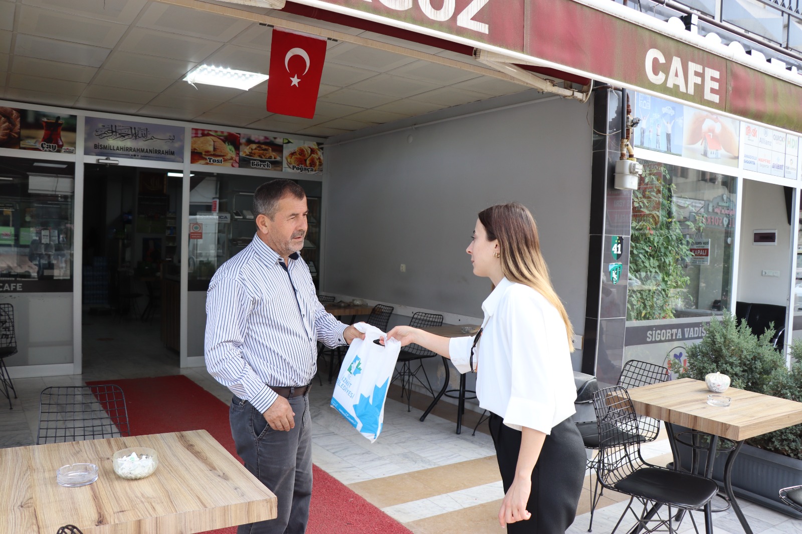 İzmit Çınar Ekibi, esnaf ziyaretlerine Yeşilova’da devam etti (9)